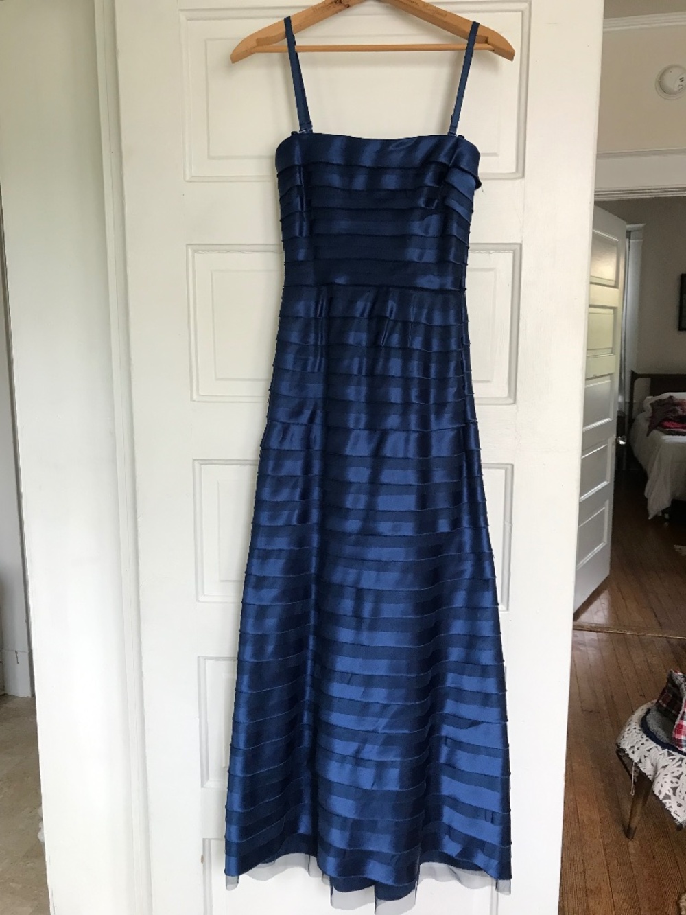 BCBG Max Azria Womens 6 FLO Blue Tiered Removable Strap Long Formal Gown Dress